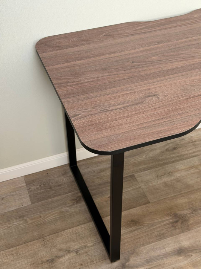 Стол компьютерный Atlas