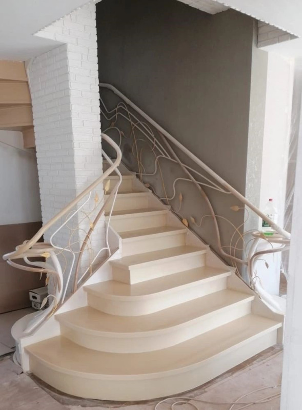 Каменные лестницы