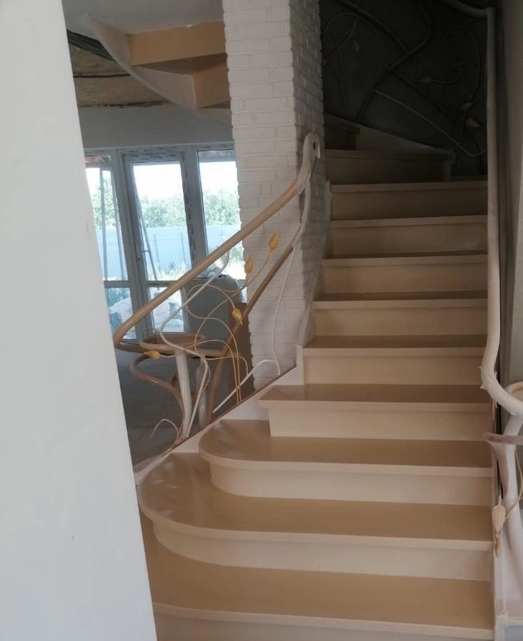 Каменные лестницы