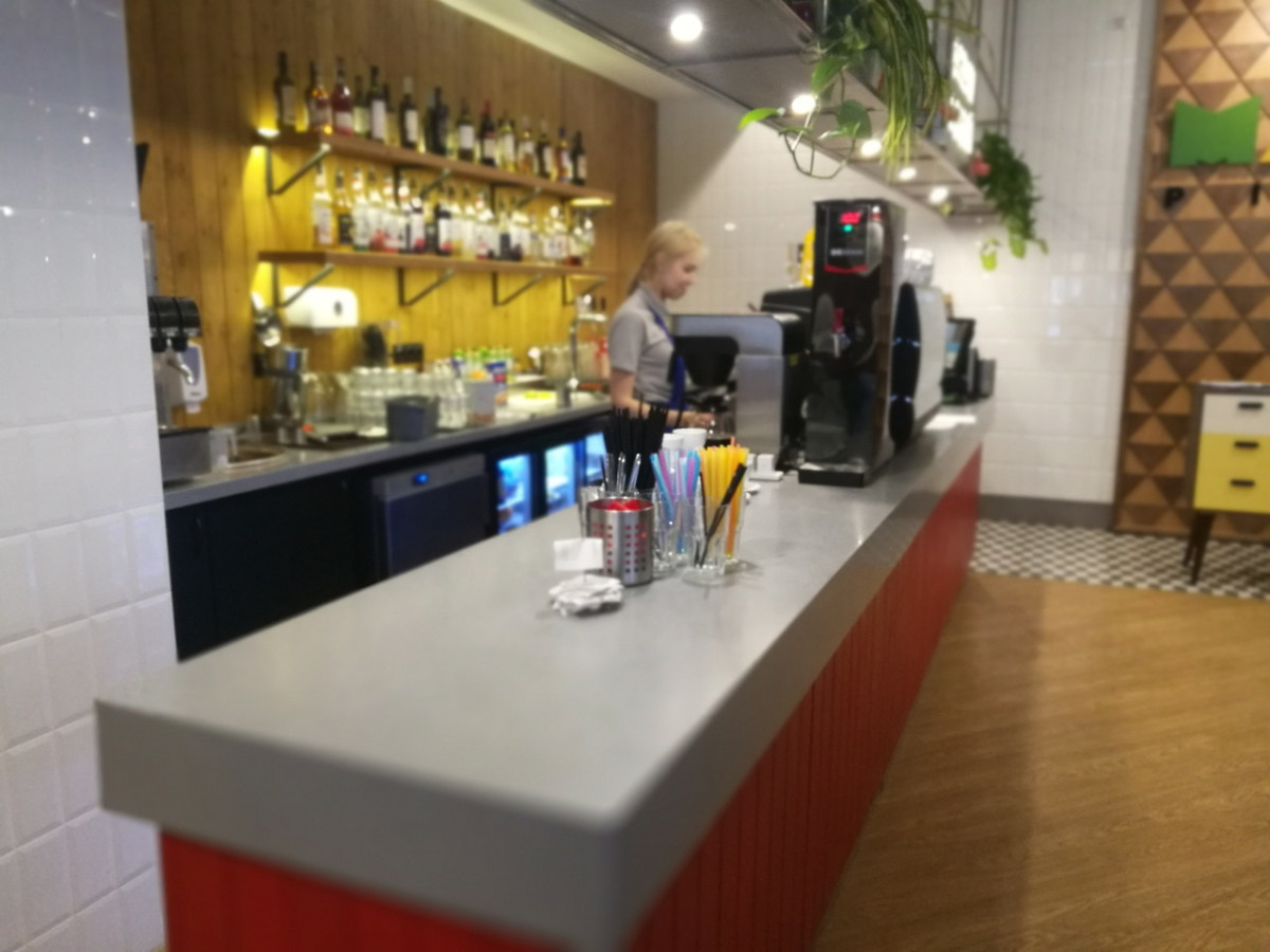 Барные стойки