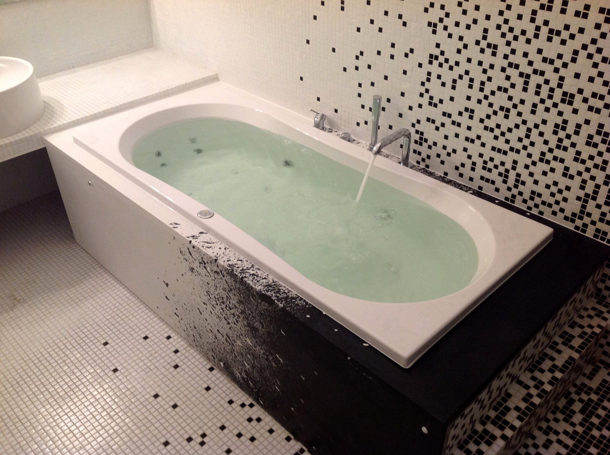 Ванны и бассейны