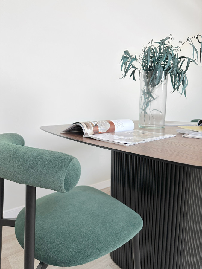 Cтол Soft Form + Стулья Banan