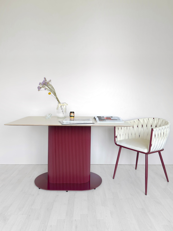 Стол El Stadione + Стул Santa Monika