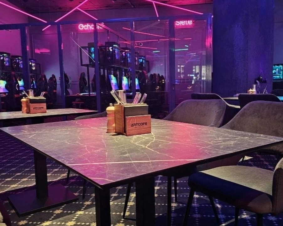 2d5041f8-d659-42fa-a07f-e318a1f846b4